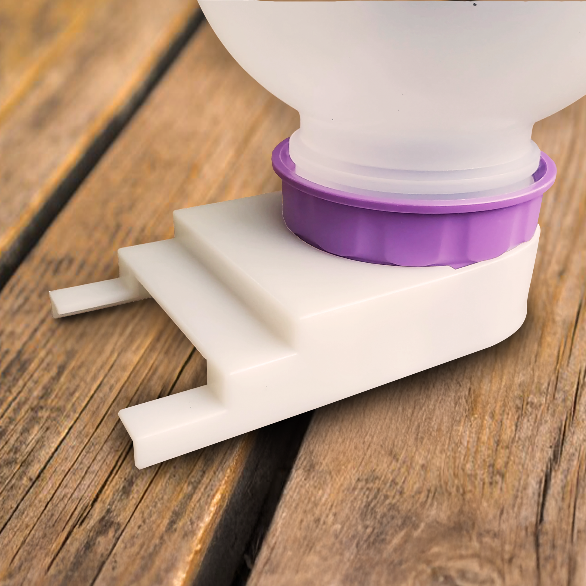 Bee Bar Feeder Cap [BBFC]