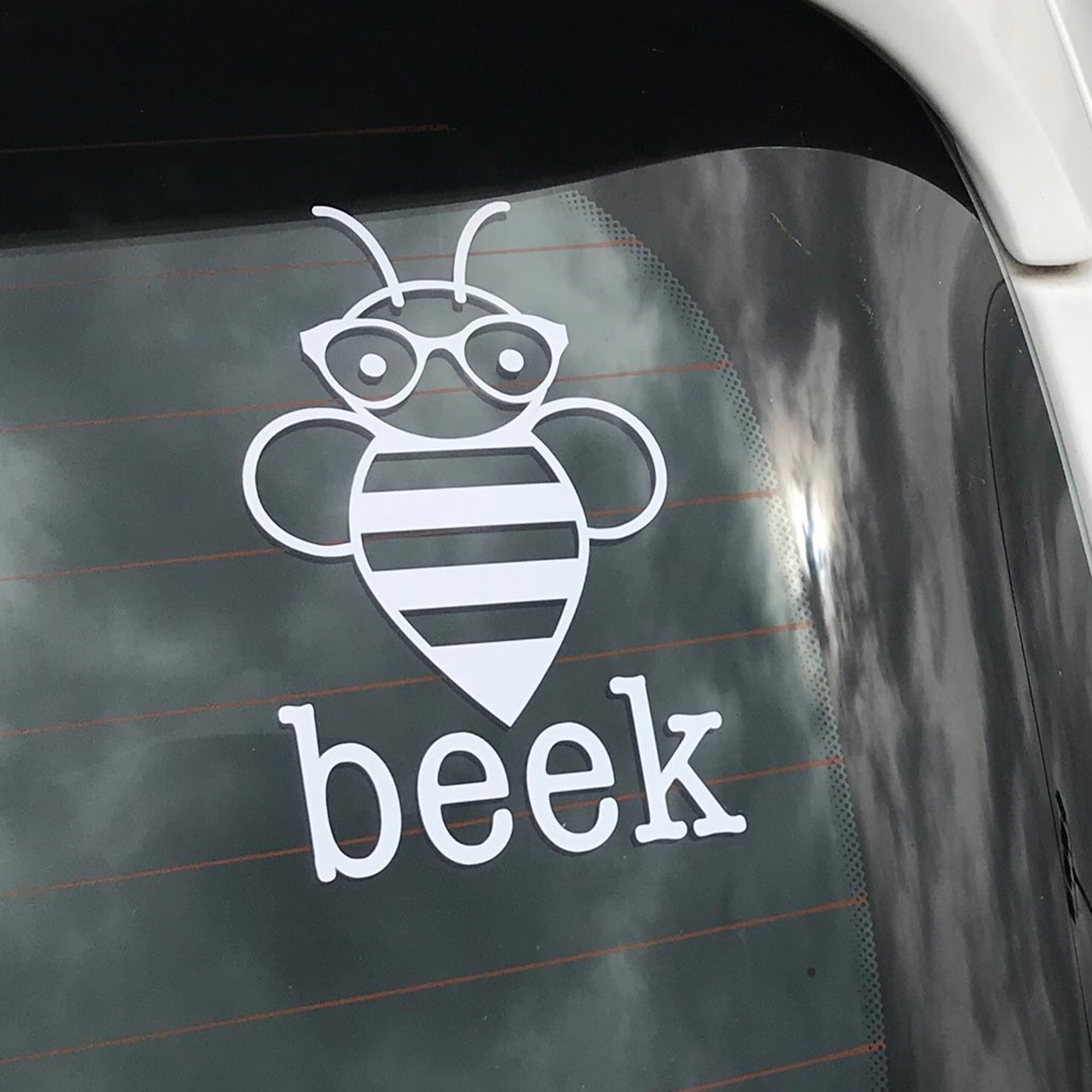 Honeybee Vinyl Window Decal [VWD]